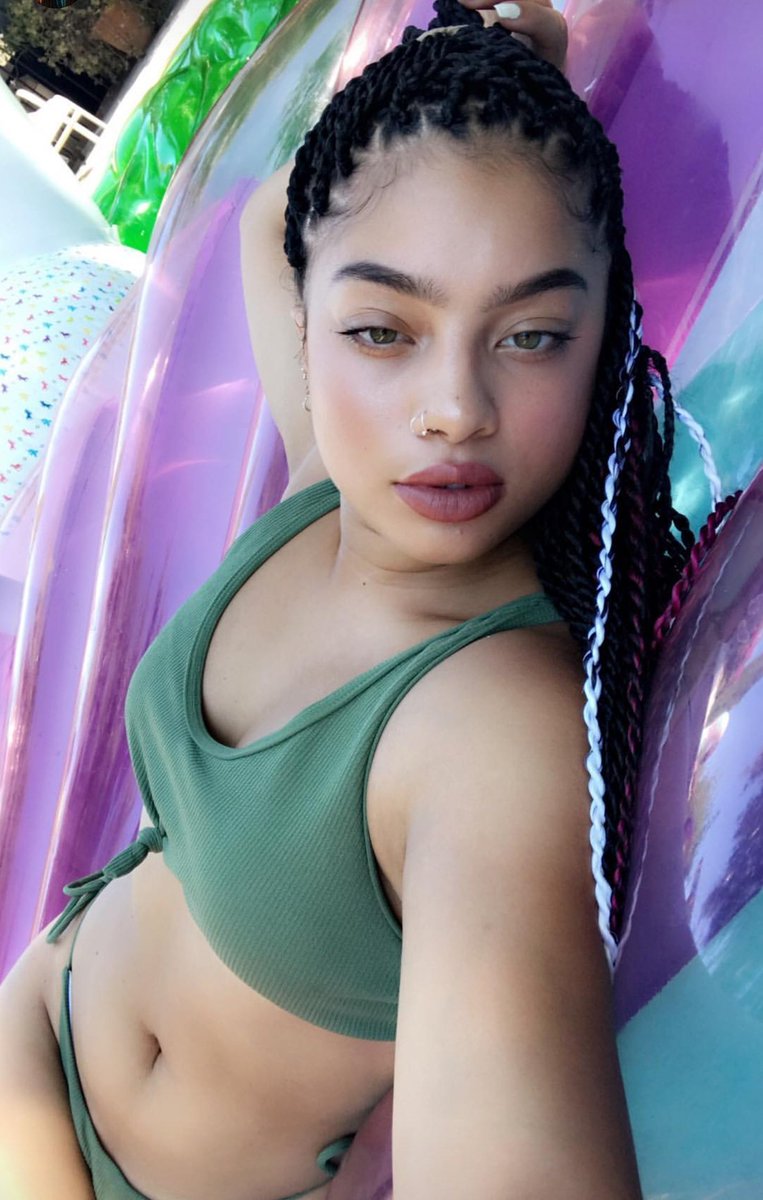 hornycoconut's tweet photo. your little cute brown girl is backkk for a day I think idk wuz ggood
#openigrp https://t.co/VVL1yXI8fd