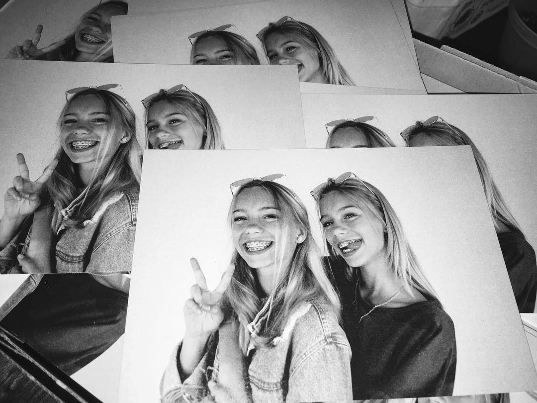 "I'm ballin', I'm ballin'⛹🏼‍♀️🏀, Iverson on you
That's my shot, that's my shot, that's my shot, yeah."
-
Posted🗓 July 19 2017
<a href="/lisaandlena/">Lisa&Lena</a>