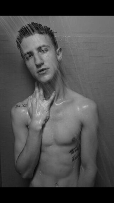 See him LIVE NOW !!  > https://t.co/kPWQgkelgS     @ShoutGamers @1RTer @HyperRTs @retweet_centre @TwinkPornStars
