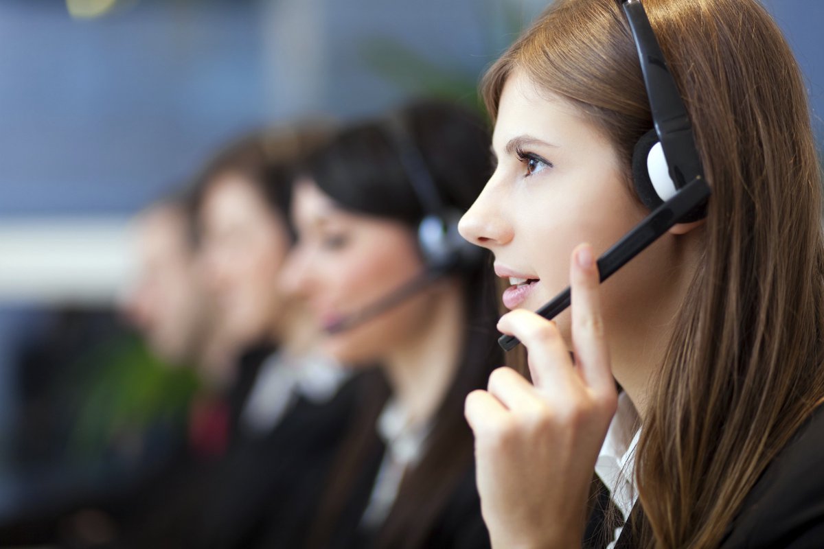 AstraRecruit's tweet photo. Do you have a background of Customer Service and need a new job? 

Find out more here>> https://t.co/CgXLcbSss1 https://t.co/lX874o9hpe