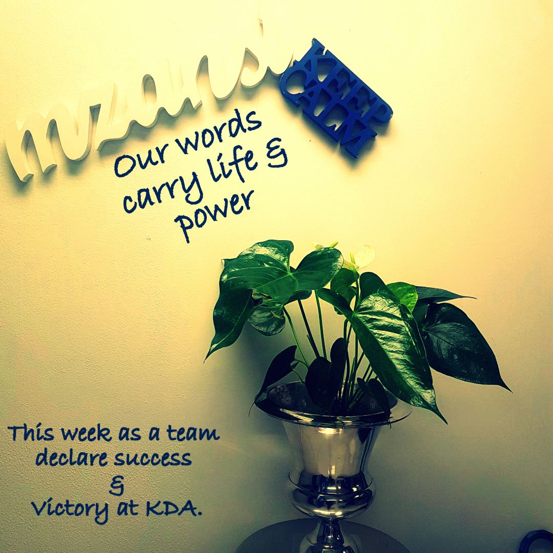 KabuDesignArch's tweet photo. Wishing everyone a week full of success and happiness. 😁😁 https://t.co/Or7ImkImoi