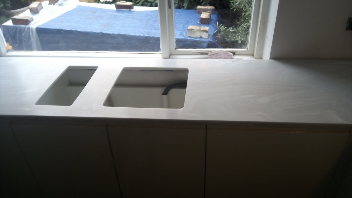 RO_Surfaces's tweet photo. Grey onyx Corian we have recently fabbed and installed in gosforth stunning material  @gosforthlife @GosforthLocal @coriandesign @cdukltd https://t.co/uRIM3mUAyc