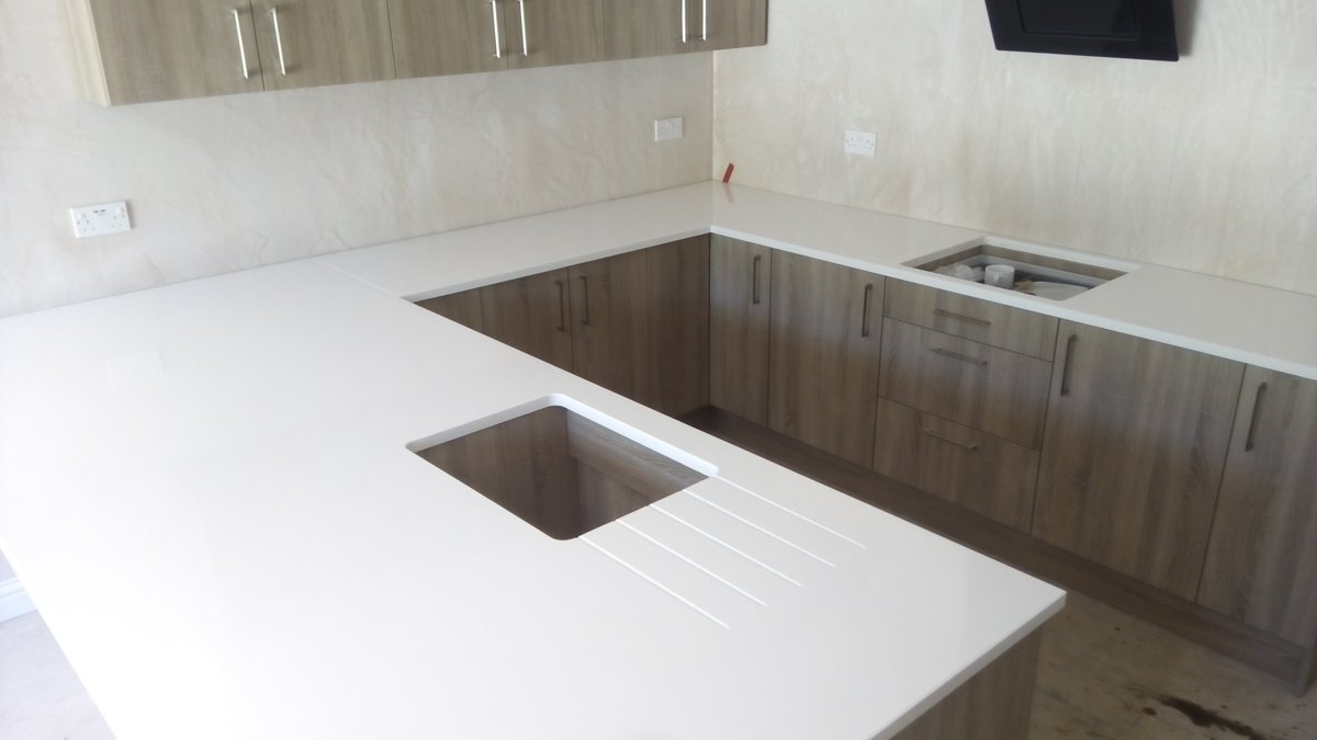RO_Surfaces's tweet photo. pure white 30mm quartz fitted last week up at the beautiful  Heddon on the Wall for one of our trade customers @Heddononthewall https://t.co/CVGZ7WPFzR