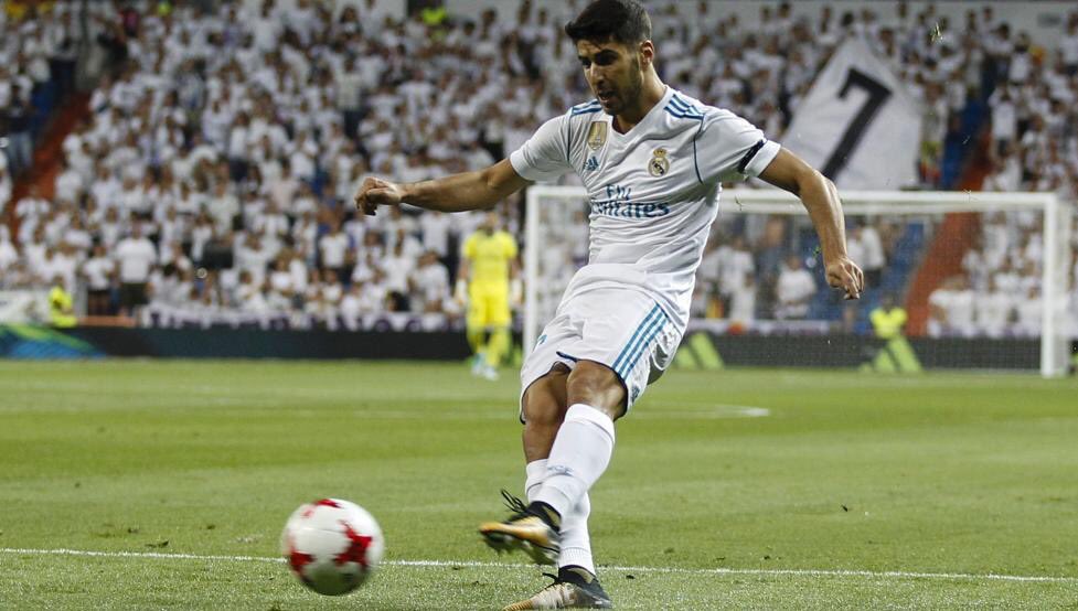 أسينسيو يقود ريال مدريد لتعادل مثير أمام فالنسيا بهدفين لكل فريق في الجولة الثانية من الدوري الإسباني