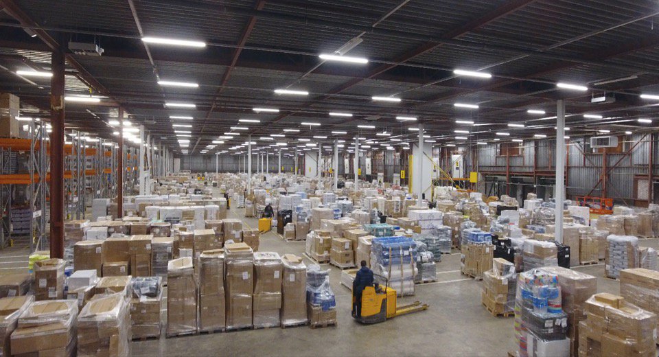 Snel vergroot en vernieuwt zijn cross dock dlvr.it/Pj5Rjr #logistiek