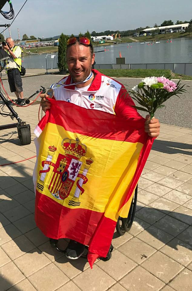 ortopediamaux's tweet photo. ¡¡¡¡¡E N H O R A B U E N A CAMPEÓN!!! 👏👏👏👏
#Ortopediaconeldeporte #deporteadaptado #JaviReja #Colaboraciones #Patrocinio #Medalladebronce https://t.co/xgOZCOEgI9