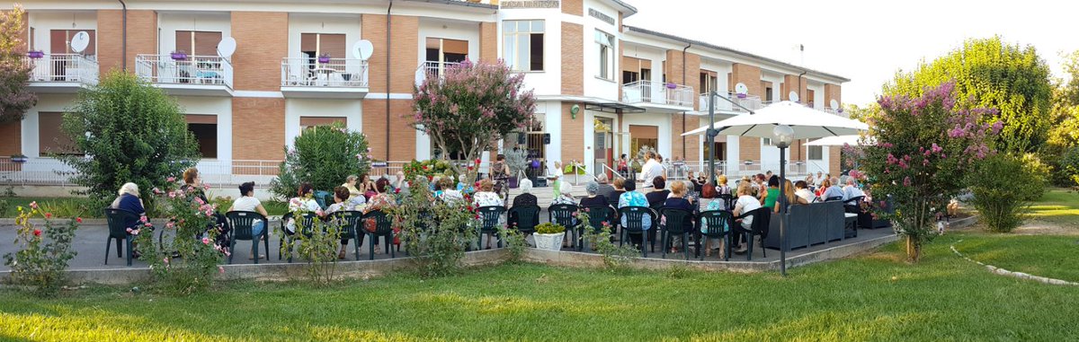 Pomeriggio insieme agli ospiti della casa di riposo "G. Altobelli"