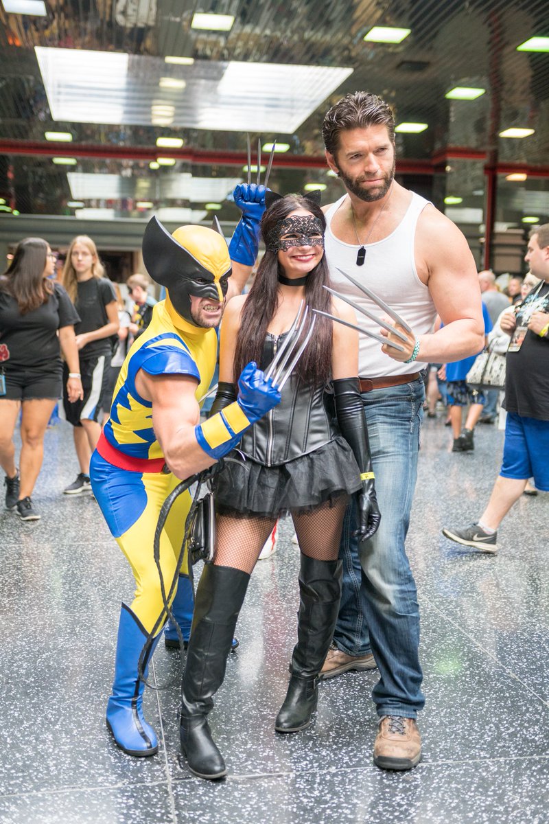 星空めてお Pa Twitter Wizardworldchicago コスプレ写真色々 ローガンまつりとwatchmen初代シルクスペクター