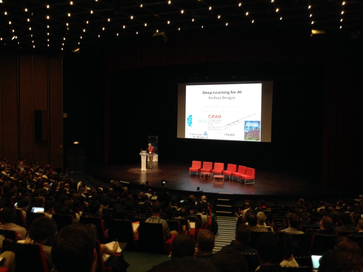 edouardfouche's tweet photo. Starting Keynote at @Polytechnique of the #XDS3 by Yoshua Bengio !! https://t.co/kY1wvh9qrL