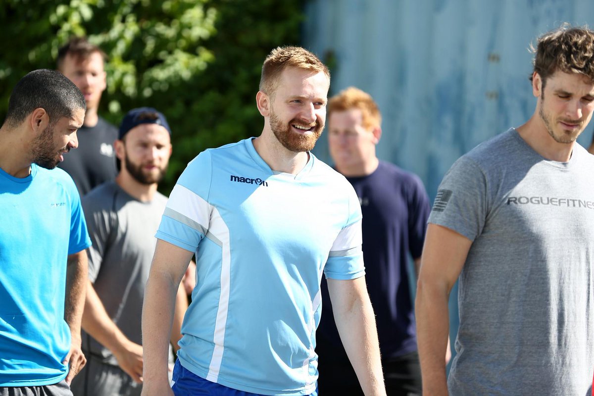 Des nouvelles de <a href="/trabich57/">Teddy</a> après sa sortie sur civière hier... Il va mieux ! 👉bit.ly/2iBNhGk
#BDLNATION #BonRétablissementTeddy