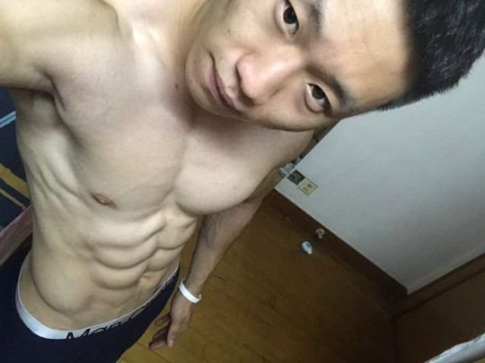 phutpark's tweet photo. หุ่นหลอนนี่ดีต่��ใจจิง https://t.co/3UxUnSj5dX