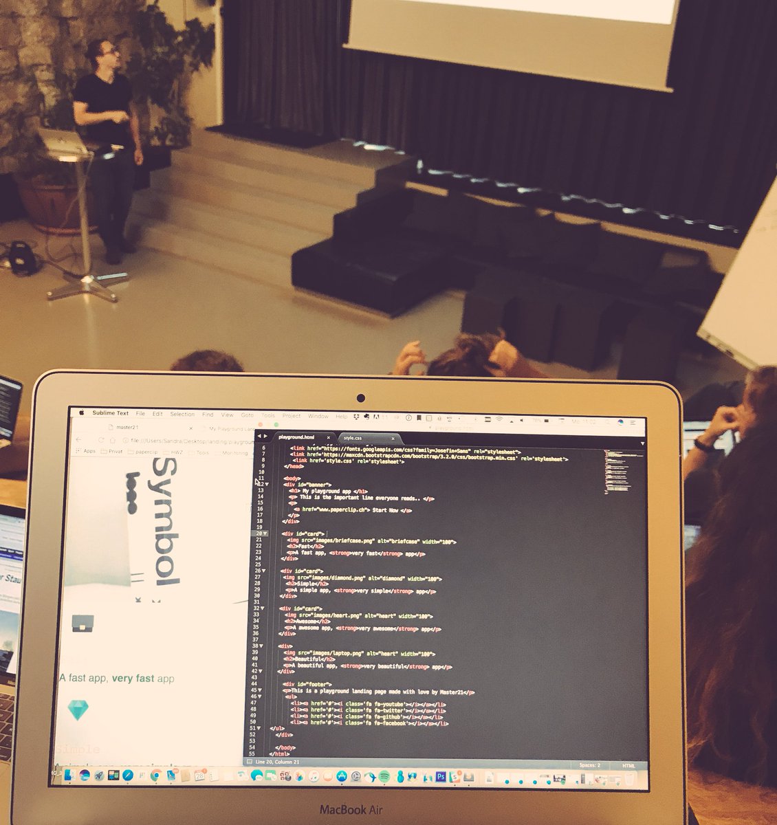 clipperli's tweet photo. Starting to digg deeper #html #css #bootstrap today. #codesummer #master21 https://t.co/pUxf4XQkLx
