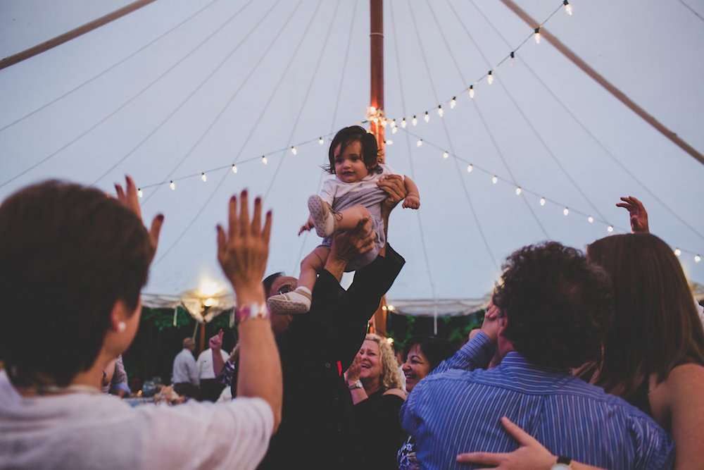 tide_creative's tweet image. Erica &amp;amp; Greg’s June Wedding hardyfarm.com/erica-gregs-ju…