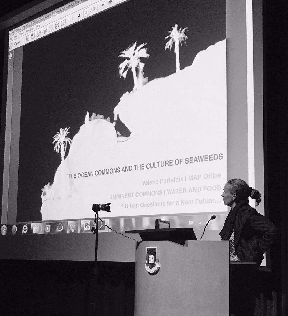 urbannext_net's tweet photo. #valerieportefaix on #oceancommons at #thinktank #seoulbiennale #imminentcommons at #Hongkong #schoolofarchitecture #booklaunch https://t.co/sH1wE01he1