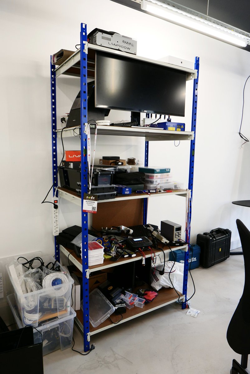 keymetrics_io's tweet photo. Keymetrics Mobile Research &amp; Development laboratory #rd #nodejs #iot #raspberry #monitoring #diy https://t.co/UDmxRAK89j