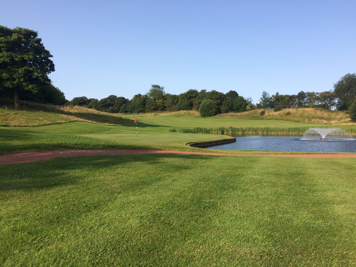 CookridgeGC's tweet photo. Good weather set in for the day come and enjoy a round this afternoon #playintheSUN https://t.co/PWIsc9pkSW