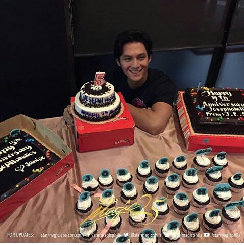 GeraldineGeron6's tweet photo. From  MAJSEPH_INTL  happy  5th Anniversary More Blessing more  Anniversary Godbless  @JOSEPHaholics 
@josephCmarco 
#WildflowerKumpirmasyon https://t.co/bQHnWFSYSo