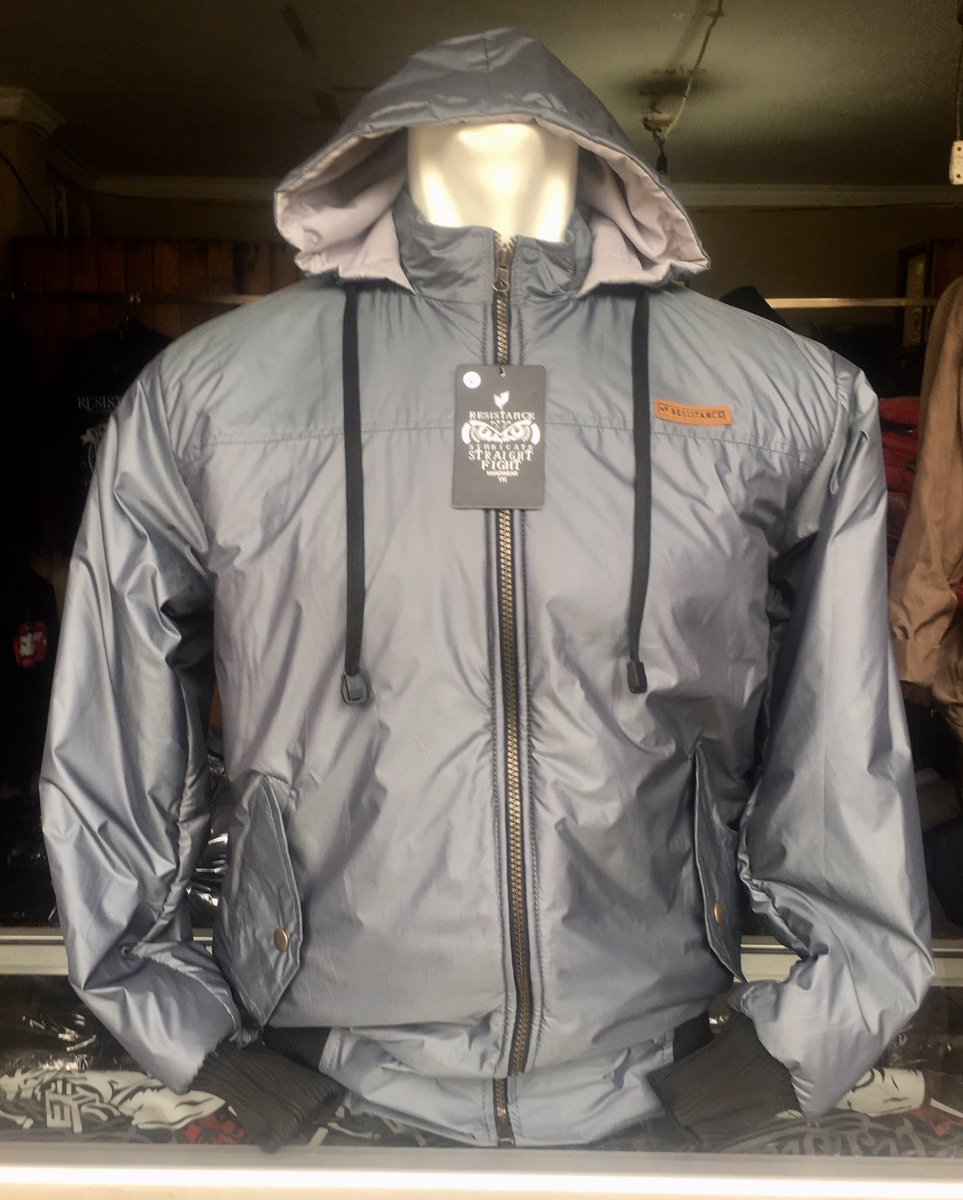 Jaket Parasit Topi RSTNC Tebal
Material Parasit Metalik
Size: L XL 
IDR120K
RESELLER CALL/WA : 0817200181 ... (DISC. MENARIK)