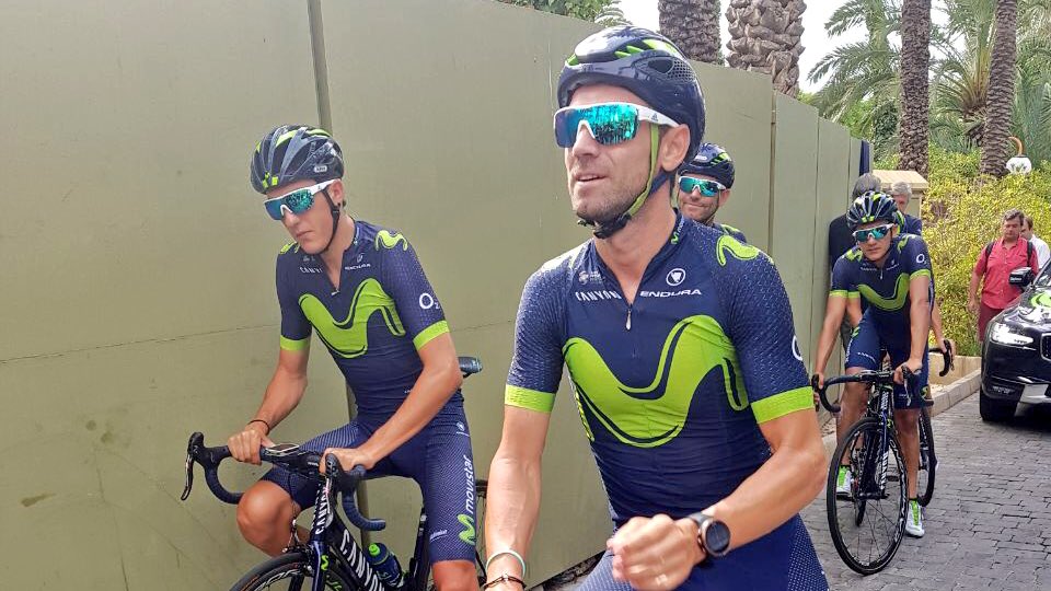 Movistar_Team's tweet photo. 💪💪 @alejanvalverde #VamosBala #LV2017 https://t.co/tPEQPsI1D0