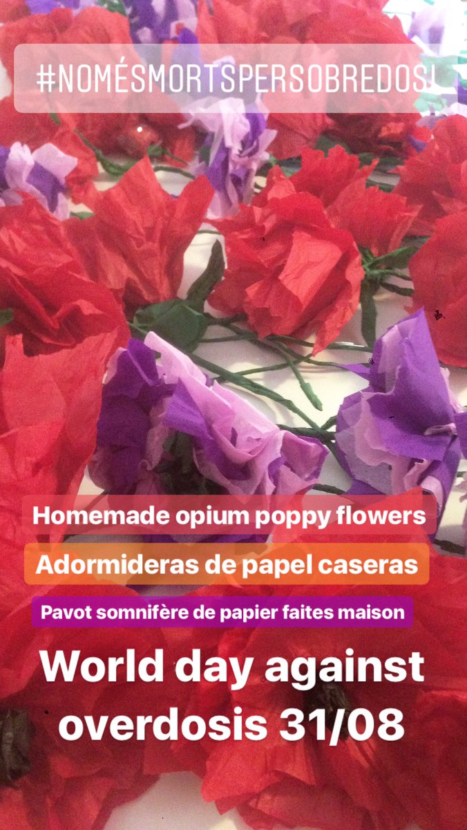 CATNPUD's tweet photo. @XADUD1 @FCDrogodep @abd_ong @EC_es @euronpud @asaupam @infodroguesreus @mestrada2211 @salutcat @CreuRoja_Salut @PNSDgob ¿Què és el que ens estan preparant els de @CATNPUD i @XADUD1? Una sorpresa per diure #NoMésMortsPerSobredosi el proper 31/08 en pl St Jaume https://t.co/fDzRhMAw3n