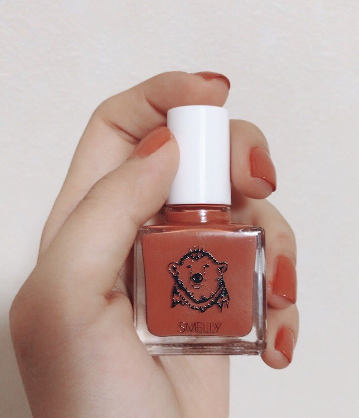 はしもと En Twitter Smellyマニキュア 279シブガキ ネイルホリックのbr311に似てるけどもっとオレンジが強くて赤み 茶色みがない感じ 本当に暗めのオレンジって感じでとてもよいです イエベ秋