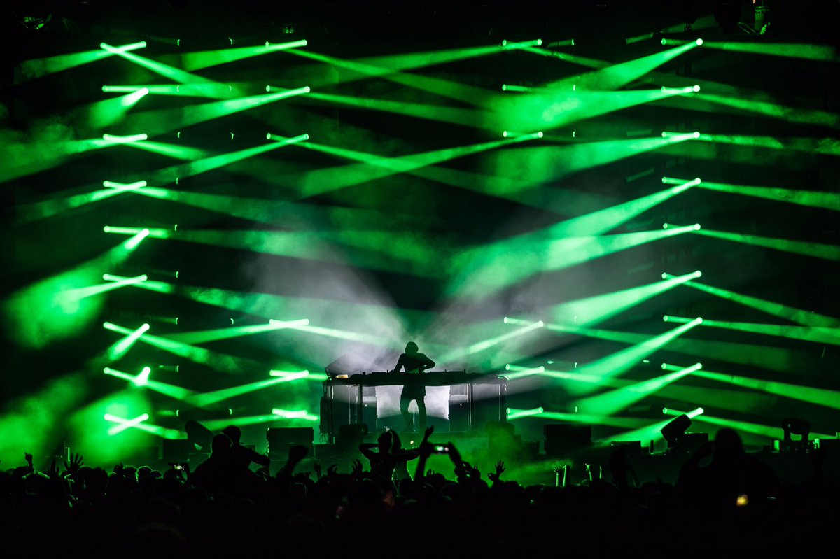 MartinGarrix's tweet image. Love you guys @Creamfields thanks for last night ❤️