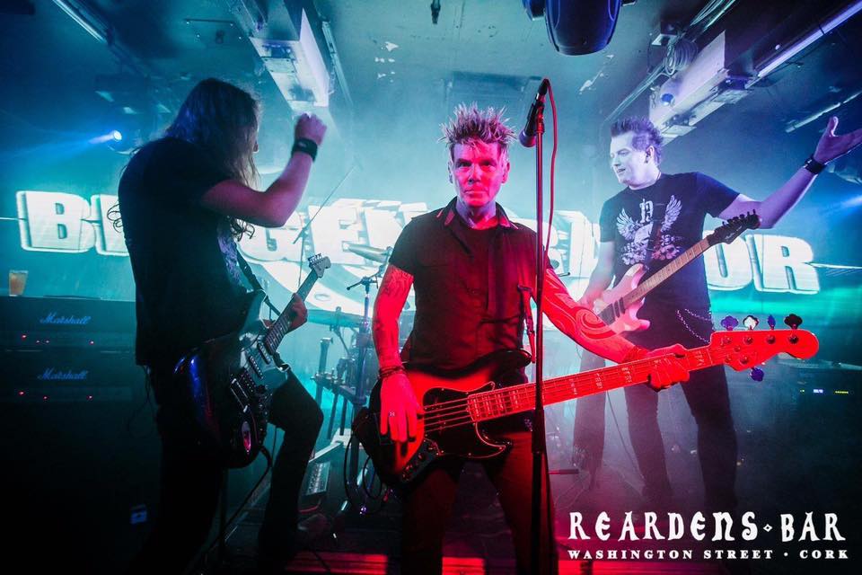 THIS FRIDAY 1st 

🎶 <a href="/GeneratorBig/">Big Generator</a>
⏰10pm
🍔 Food served until midnight  
💃🏻 <a href="/SecretGardenCrk/">The Secret Garden</a>
🔞Over 21's