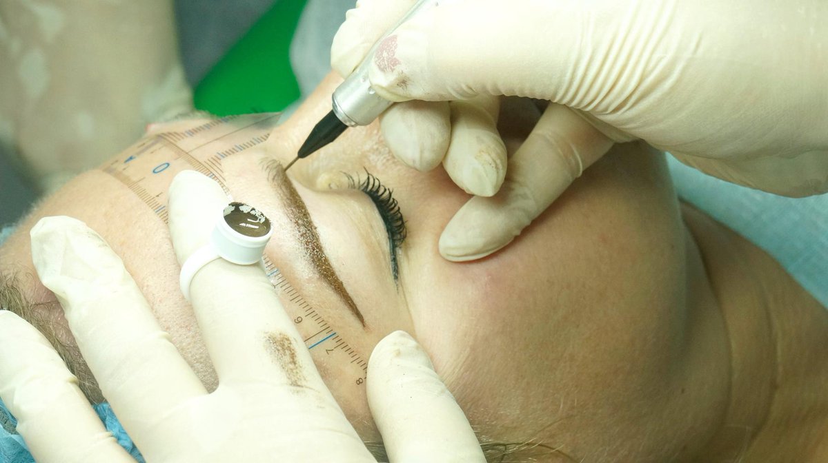 MariaMargineanu's tweet photo. https://t.co/rsoiYqMve1
#Permanent #makeup #Tattooing #Training #MICROPIGMENTATION #eyeshadow #Powdering #Shading #Ombre #Hairstroke https://t.co/3zod4D4kYM