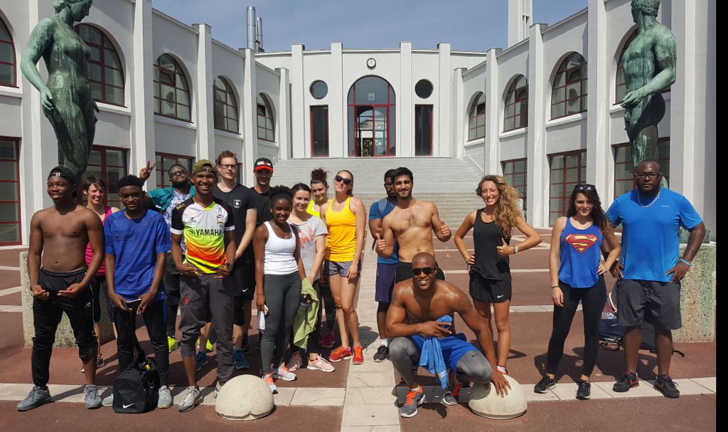 TheFitMakers's tweet photo. Super #training ensoleillé hier matin, dans la joie et la bonne humeur ! On se retrouve bientôt la #FitMakersFamily !
#Bordeaux #Sport https://t.co/q70BpMhWMo
