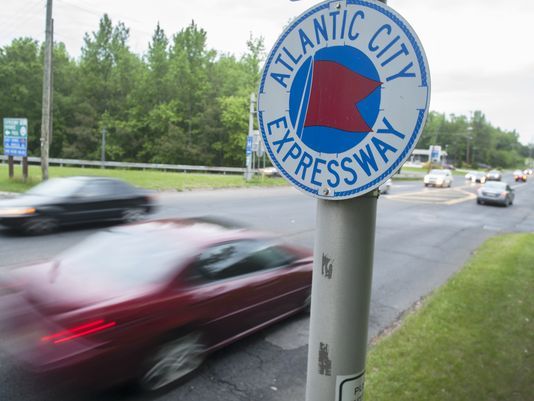 cpsj's tweet photo. Boy and girl, both 14, charged with throwing rocks on #ACExpressway, injuring 2 people & damaging 10 cars https://t.co/bDaWZ470Lr https://t.co/O2t6NcHDKW