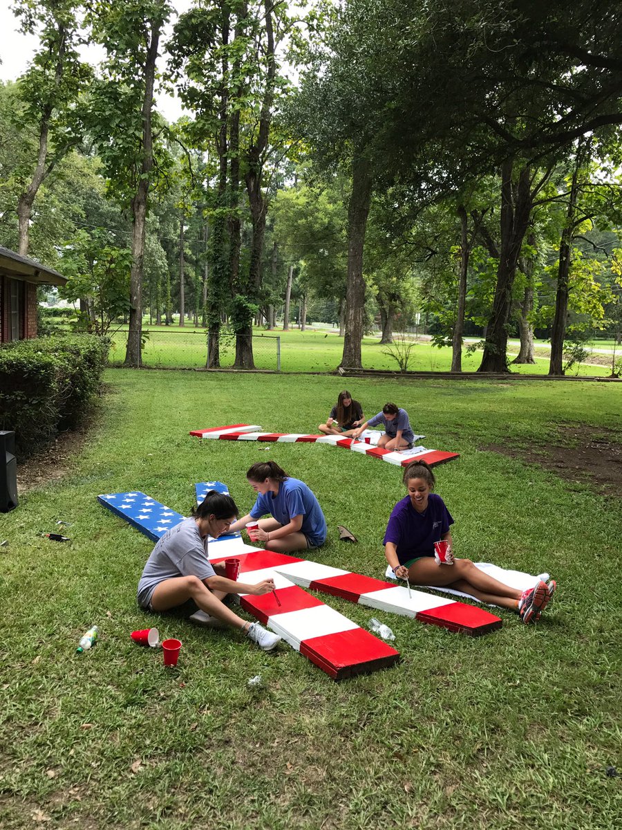 KappaSigULM's tweet image. Rush week is here! Thanks to the girls who helped out around the house this weekend.  #rushkappasig