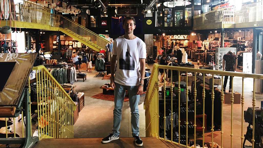 Alexandre Malsch, l’ex-patron de Melty, a trouvé un job chez... <a href="/Quiksilver/">Quiksilver</a> 
#surf #socialmedia >>> trib.al/neFqqGM
cc <a href="/netmad/">Alexandre Malsch</a>