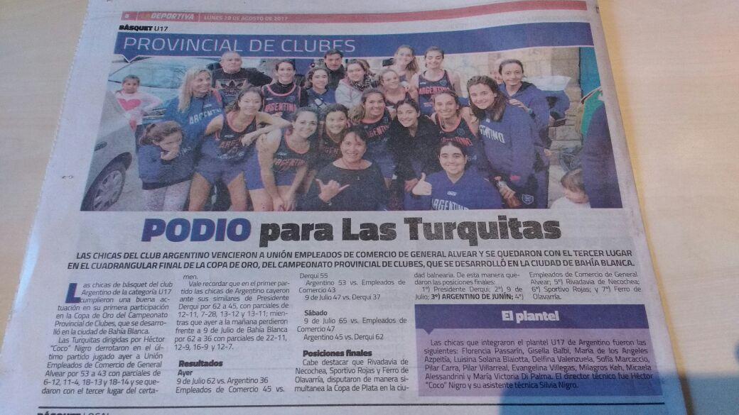 mili_keh's tweet photo. Terrible viaje de la mano de ustedes, las quiero 💛 #LaLoz https://t.co/00n174ufNX