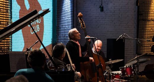 La storia dello #Swing Club di #Torino nel film "Compro Oro" stasera al <a href="/DueLaghiJazz/">Due Laghi Jazz</a> Festival ad #Avigliana  <a href="/AviglianaViva/">Avigliana Viva</a> <a href="/IATavigliana/">IAT Avigliana</a>