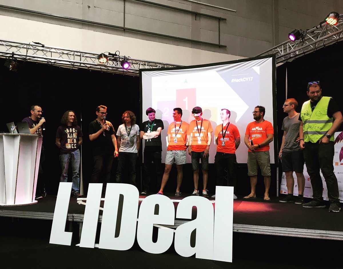 tslesfestivals's tweet photo. #Actu | On revient sur les trois finalistes du Hackathon du Cabaret Vert. Les applis de demain en festival https://t.co/gPJyefNOci https://t.co/79CFXtD1g9
