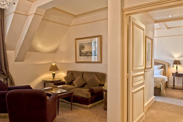 MyHotelPhoto's tweet photo. #VERNET HOTEL — #Paris, #France - photos by #MyHotelPhotographer
A 4-star hotel not far from the Arc de Triomphe, pure Haussman elegance... https://t.co/4bdspGv40D