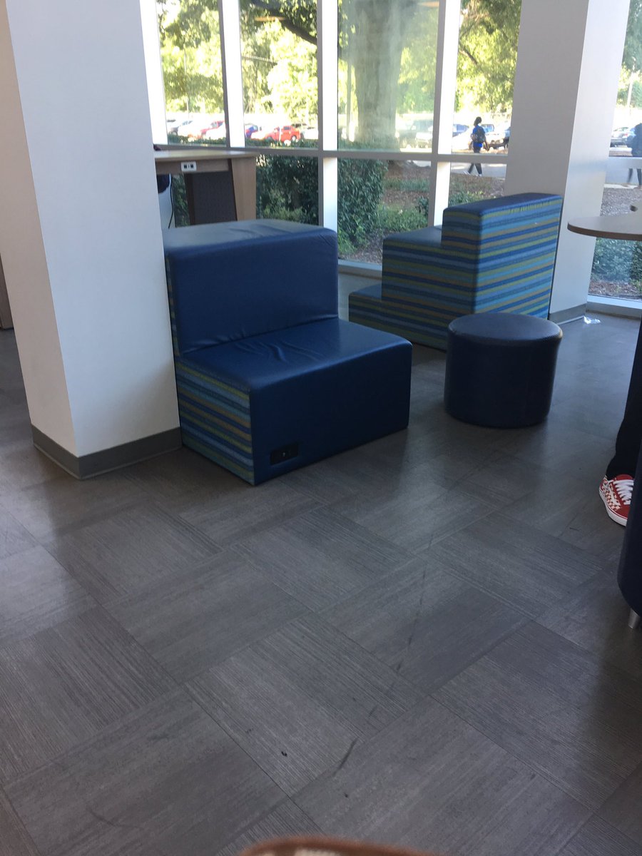 mmnixon73's tweet photo. LOVE the collaborative learning spaces at STEM Early College at A&T! #GCSFirstDay2017 https://t.co/0FV8DOGzOo
