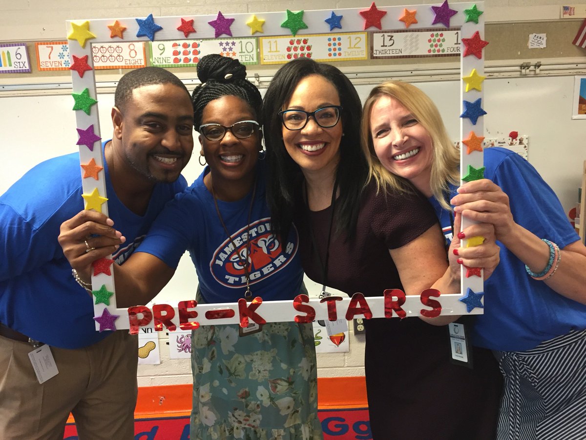 scontrerasPhD's tweet photo. @GCSchoolsNC #GCSFirstDay2017 Principal Jordan & I share a moment w/prekindergarten tchrs & 3rd graders who say they can't wait to multiply! https://t.co/AAkdHDclaK