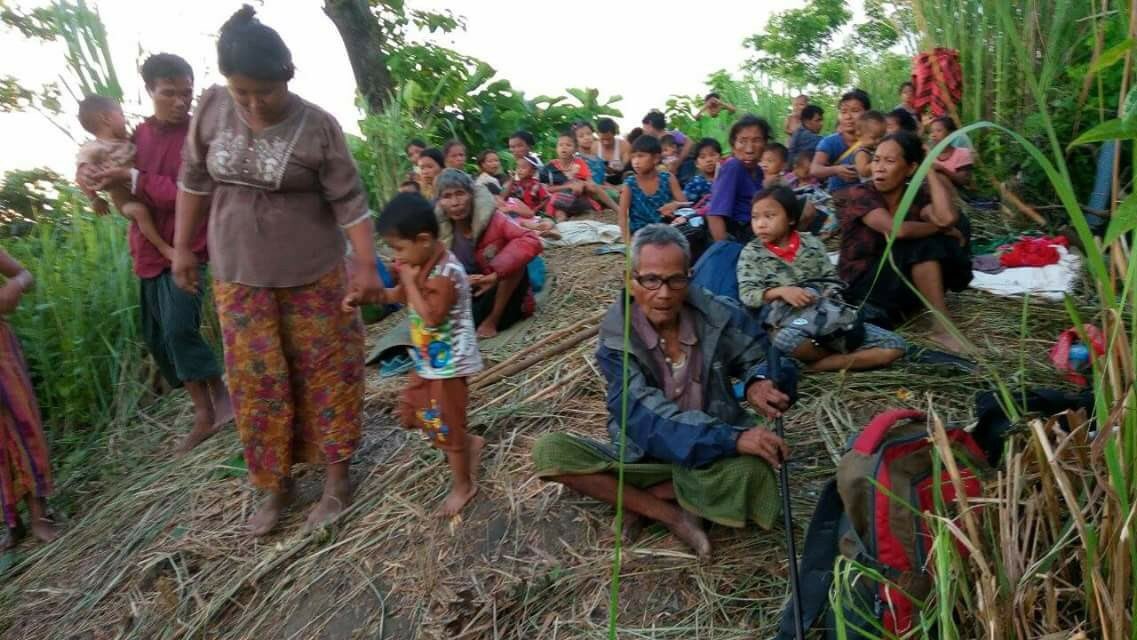 Poor #civilians  from maungdaw tsp . They afraid of attacking by #Bengaliterrorists . So they avoid in mayyu mountain range.😭😭😭 save them.