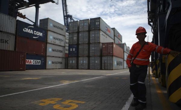 SemConsentido's tweet photo. Exportaciones crecen 8.0% anual en julio https://t.co/x2aTAvmi89 https://t.co/dmLEftOX8C