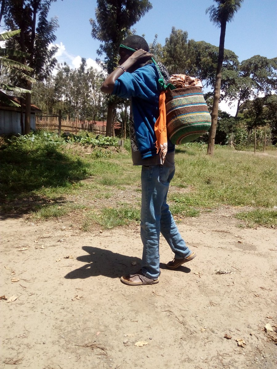 ItsKomsa's tweet photo. Cheki vile watu wanatoka tao na shopping ya back to sch😂😂😂😂😂
#PlasticBanKe https://t.co/RHBd7GKP3v