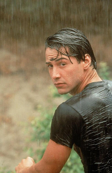 <a href="/Guapazos/">Guapazos</a>  No sé si fue la primera vez que vi algo suyo, pero en Point break 😉  #guapazodelasemana