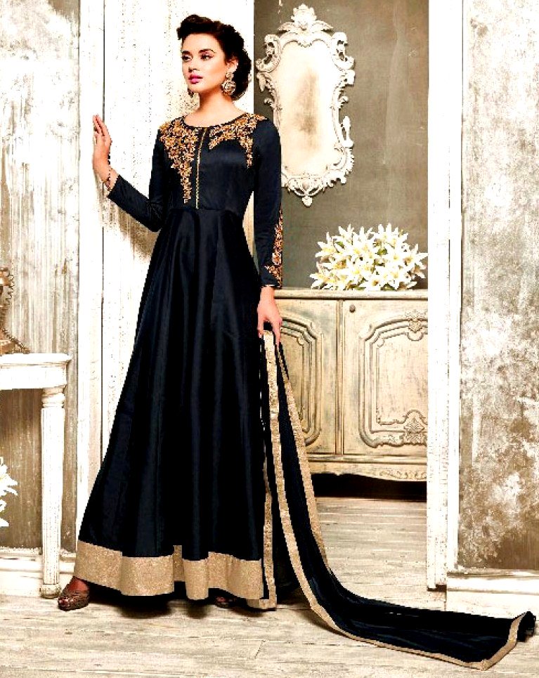shimorocom's tweet photo. Black Floor Length Party Suit
Shop: https://t.co/Ty5Q5CJpH6
#salwarkameez #salwarsuit #shoponline #onlineshopping #salwarshopping #ethnic https://t.co/sb6ftGx8Ec