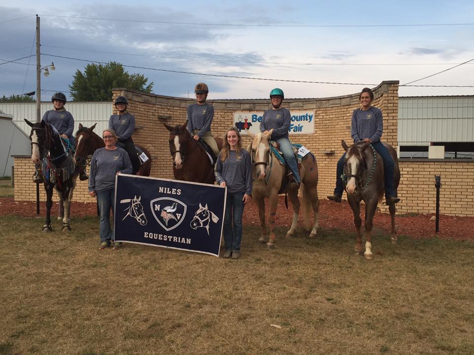 NilesAthletics's tweet photo. New Story: Great day at the Niles High School equestrian meet! The girls all did great!! https://t.co/tHN5aprMsR https://t.co/5LJICqCfbv