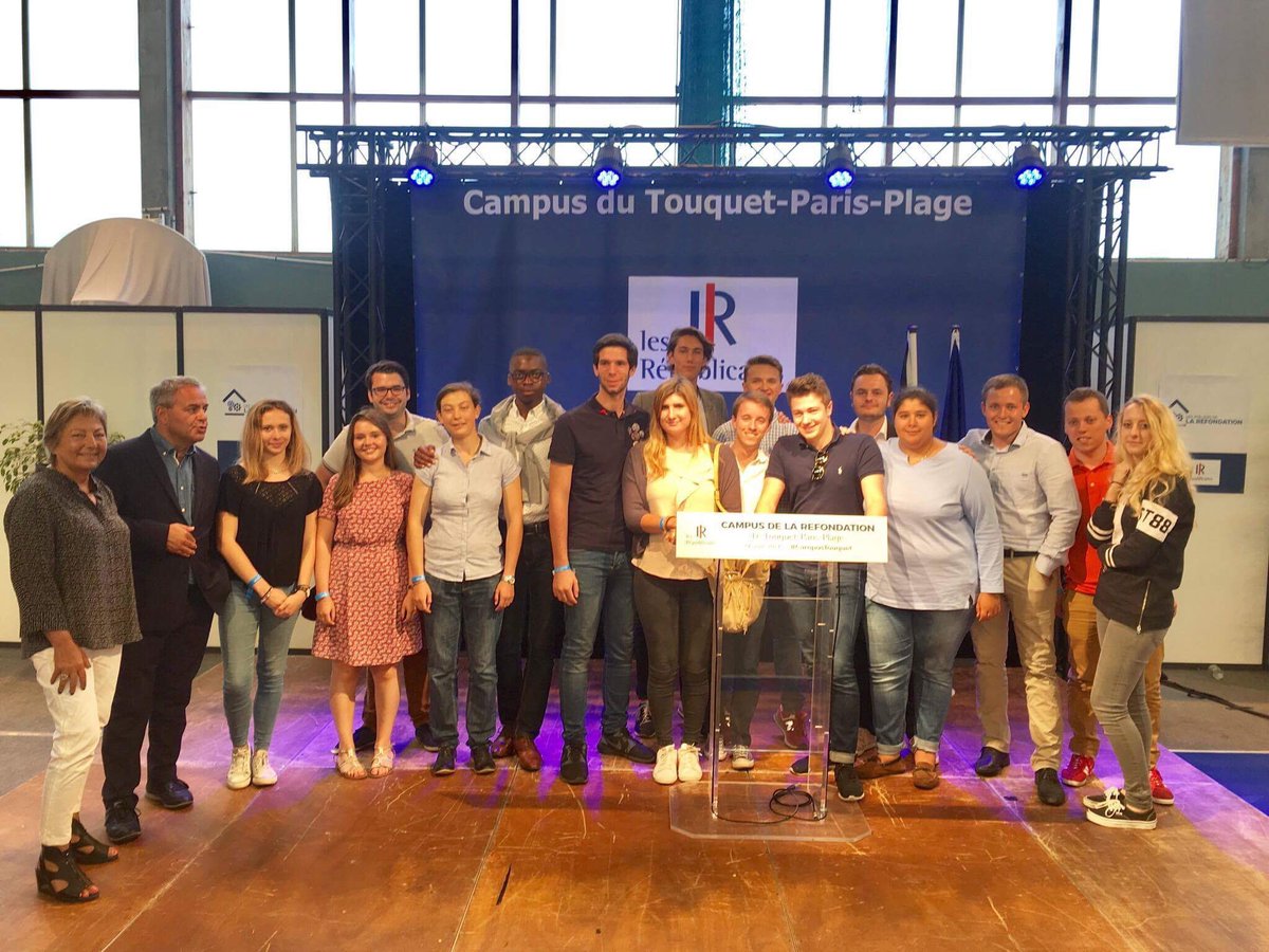 Thomas__Balin's tweet photo. Super #campusLR au Touquet. La nouvelles générations est la. #Touquet https://t.co/3YLZgJuIwW