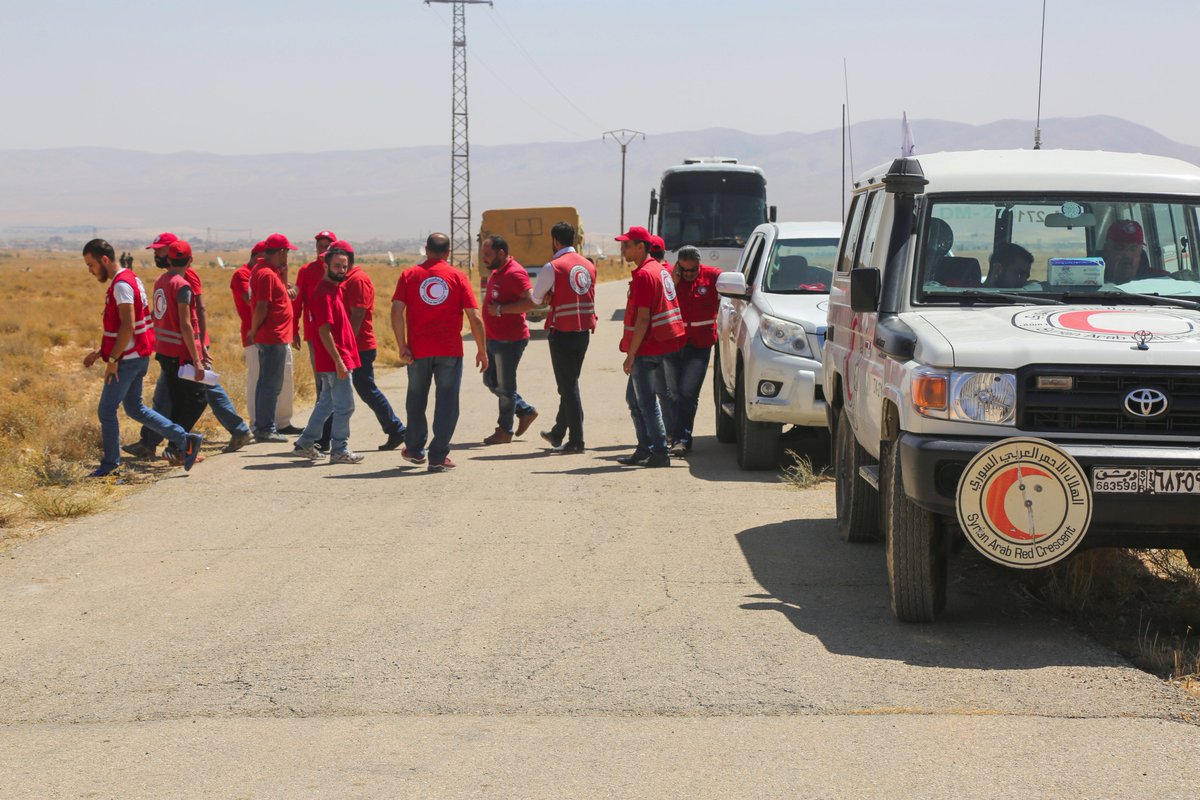 SYRedCrescent's tweet photo. #Breaking: @SYRedCrescent #volunteers are in #Qara, Rura Damascus  ready to carry out their #humanitarian duty
#Syria https://t.co/c5li9j2wP8
