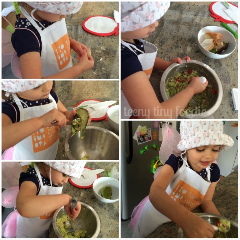 healthykids's tweet photo. These recipes are perfect to start your kids out in the kitchen - broken down by age!
https://t.co/6JEYPWhnsm https://t.co/yzEEKZUA6f
