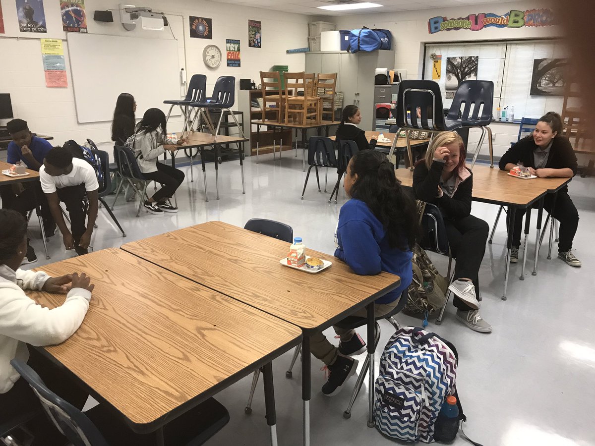 abeattybcs's tweet photo. First day of class for CSD #bcsfirstday17 https://t.co/q8dtMWWaCW