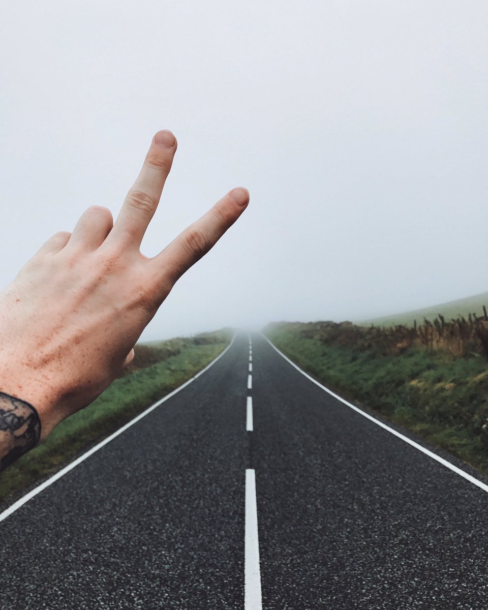 DanukeBlogg's tweet photo. We're currently traveling about the south of Wales ✌🏻 https://t.co/E1sZDXAwtP