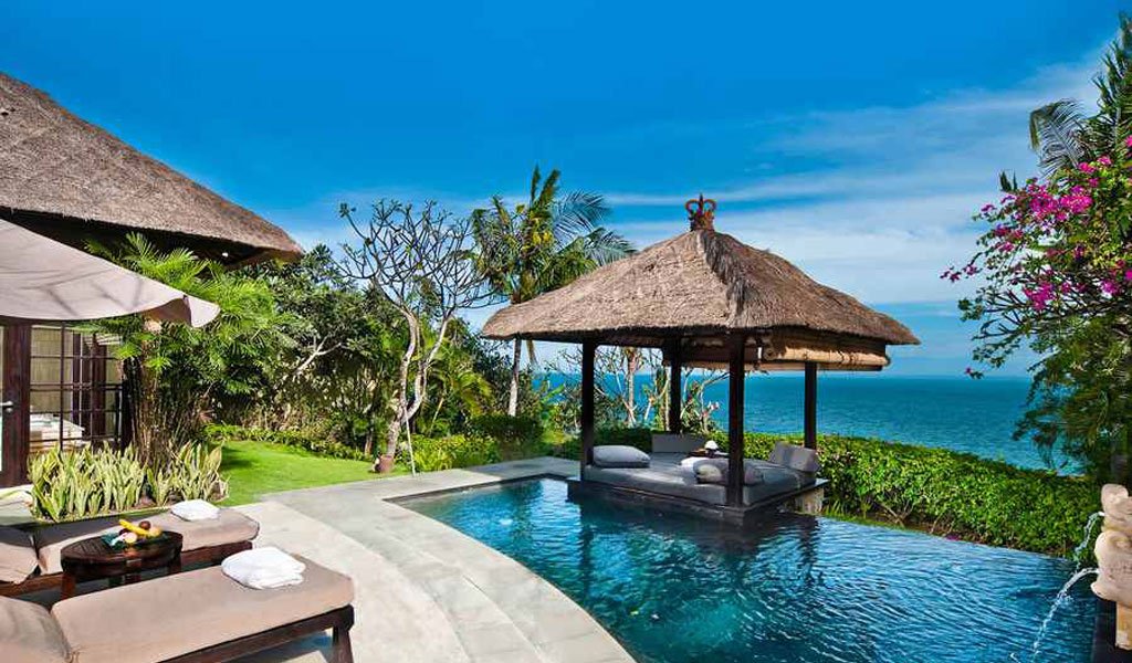 FunAdventure_'s tweet image. #FunBlog Melihat lebih dekat Nihiwatu dan foto-foto dari resort terbaik dunia di Pulau Sumba. is.gd/OYGu1I